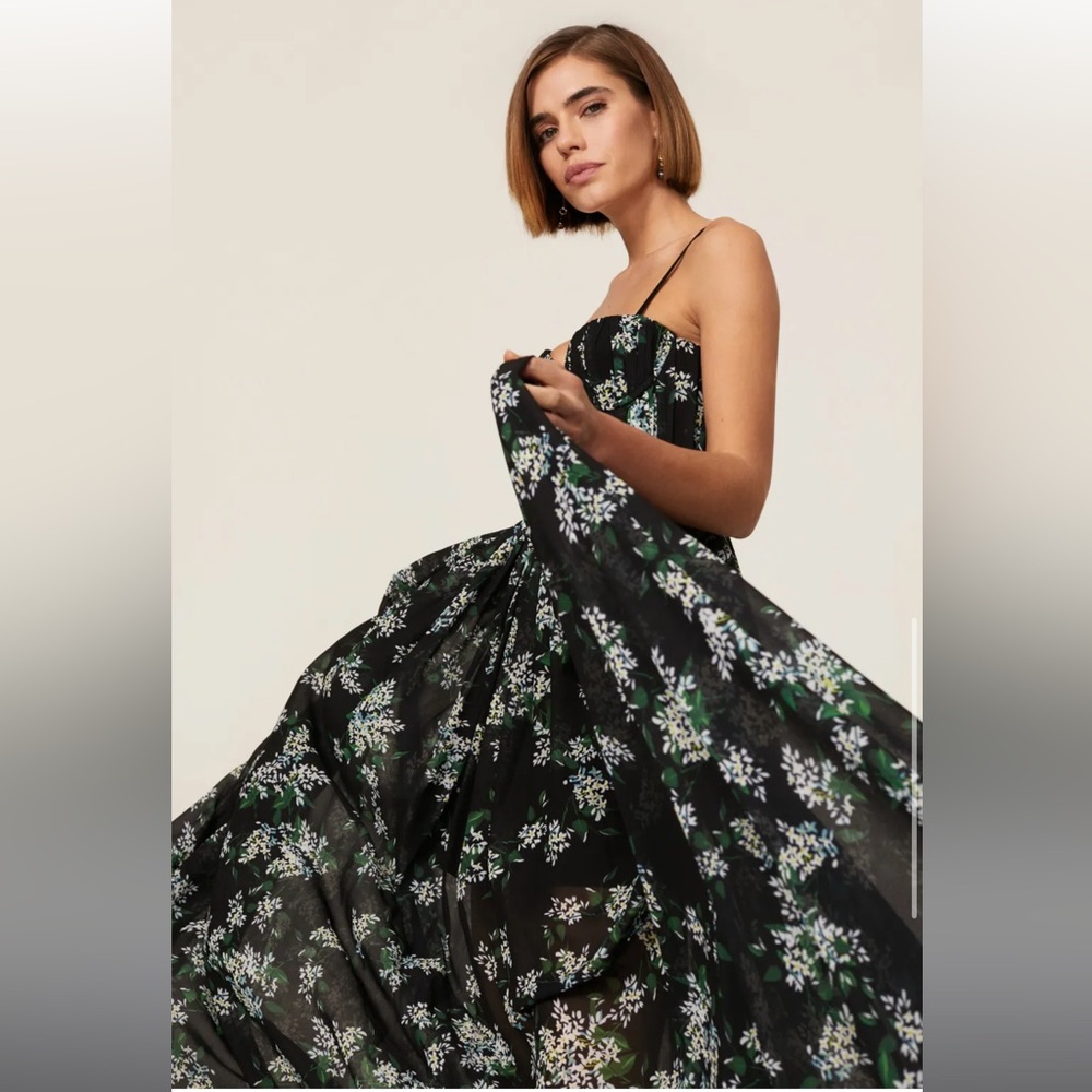 Sau Lee Georgina Gown, RTR - Picture 4 of 11